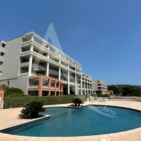 Apartamento Sur Les Hauteurs, T4 Avec Clim, Wifi, Parking Et Piescine